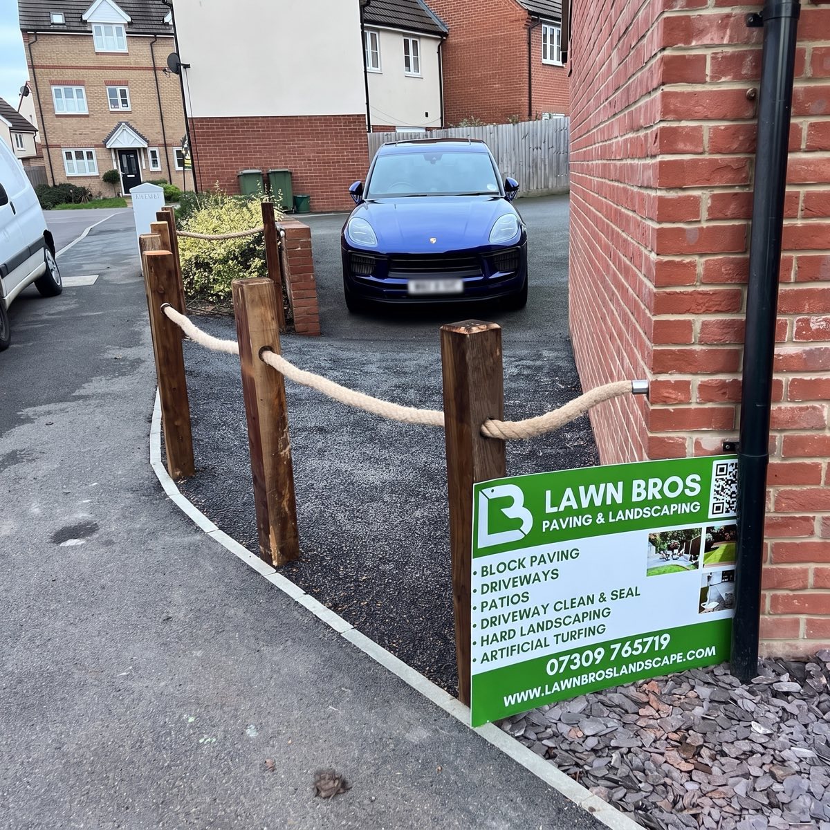 Finished: new tarmac with posts and rope